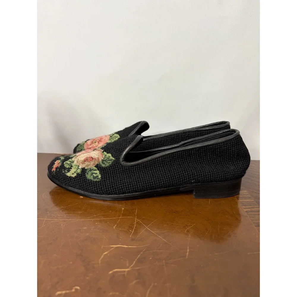 The Larkspur Collection Needlepoint Loafers Black Floral Rose Flats Women Size 7